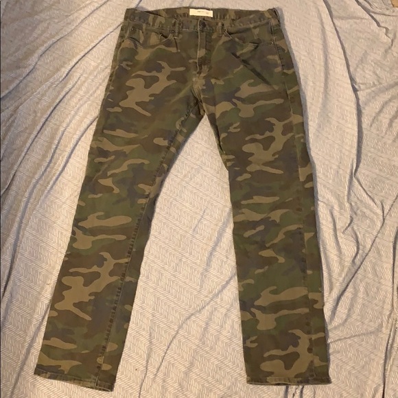GAP Other - GAP GREEN CAMO PANTS! 34x32